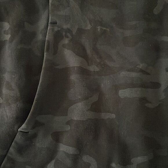 Lululemon Scuba Crew - Picture 4 of 7